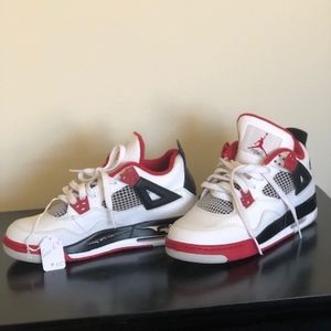 Air Jordon size US 6.5Y
